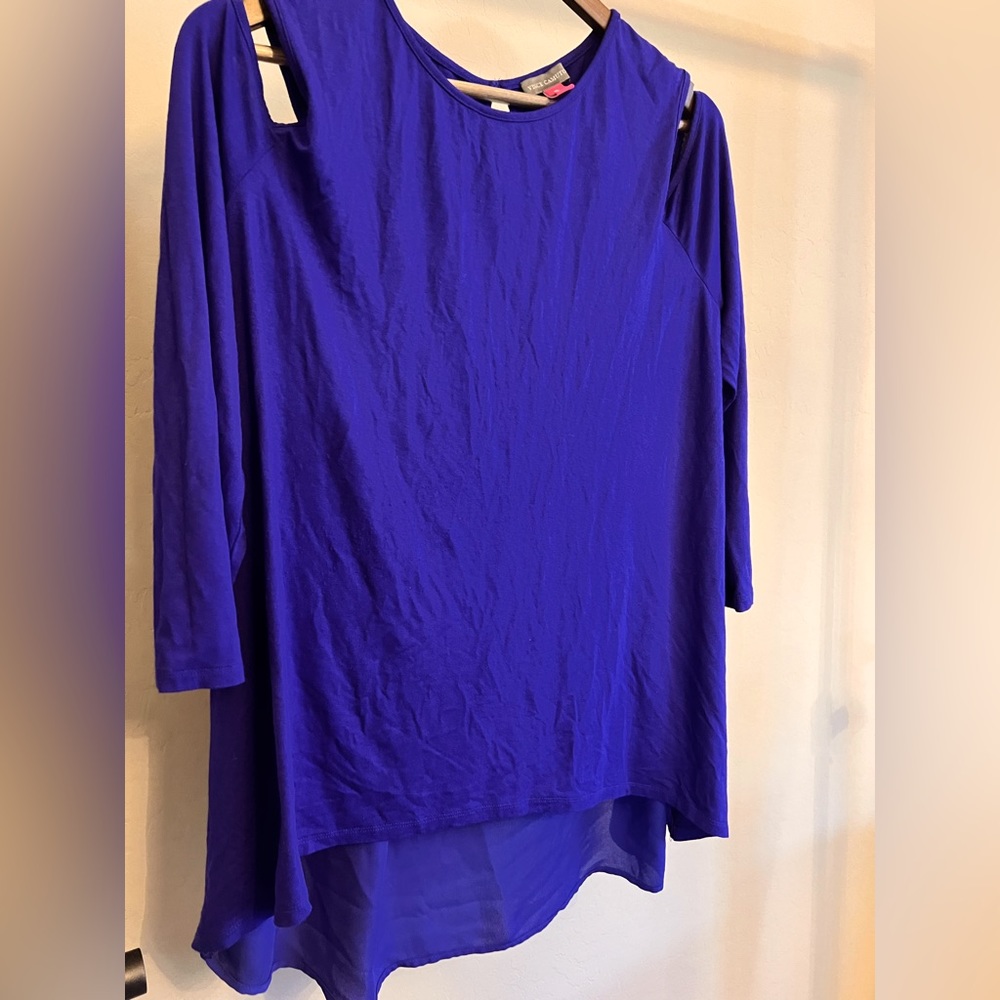 Vince Camuto Cold-Shoulder Mixed-Media Top